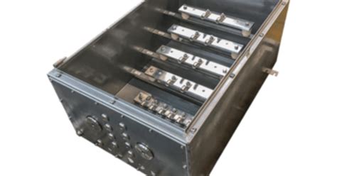 Flexible tiered busbar enclosure for high current 